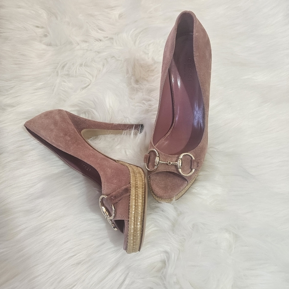 GUCCI Pink Champagne / Rose Peep Toe Heels - Picture 8 of 15